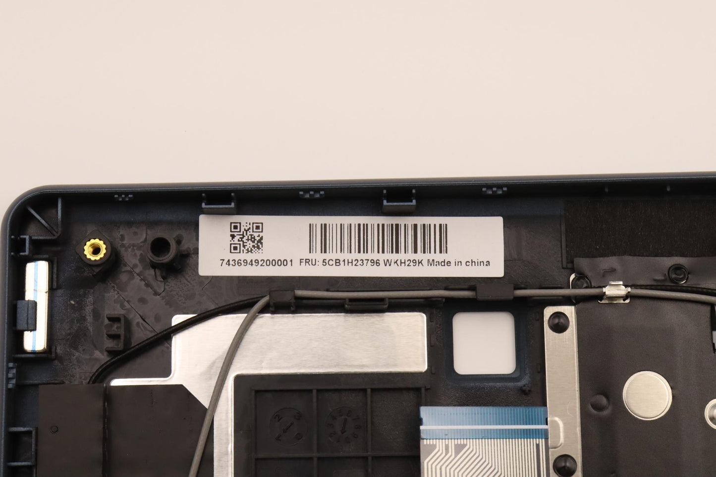 Lenovo Cover Upper Case Assembly Ita - 5CB1H23796
