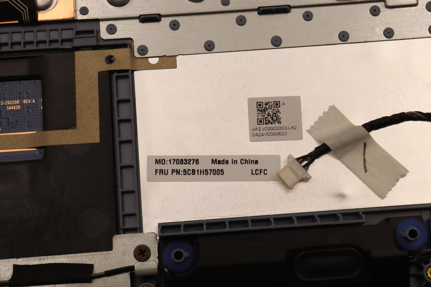 Lenovo Cover Upper Case Asmtc L82Rj N - 5CB1H57005