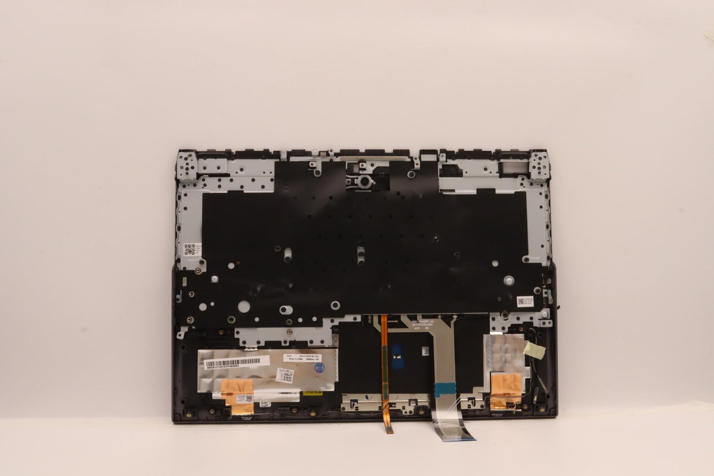 Lenovo Cover Upper Case Asmara L82Rg - 5CB1H71041