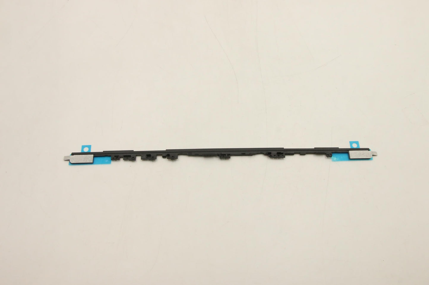 Lenovo Cover Strip Cover L 82Nc 2_8 M - 5CB1H71408