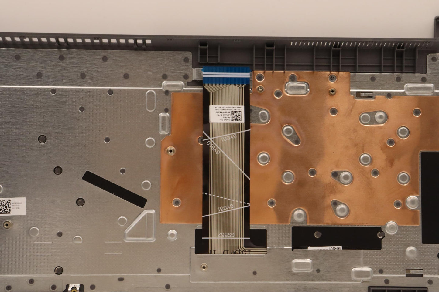Lenovo Cover Upper Case Assembly Ita - 5CB1H80853