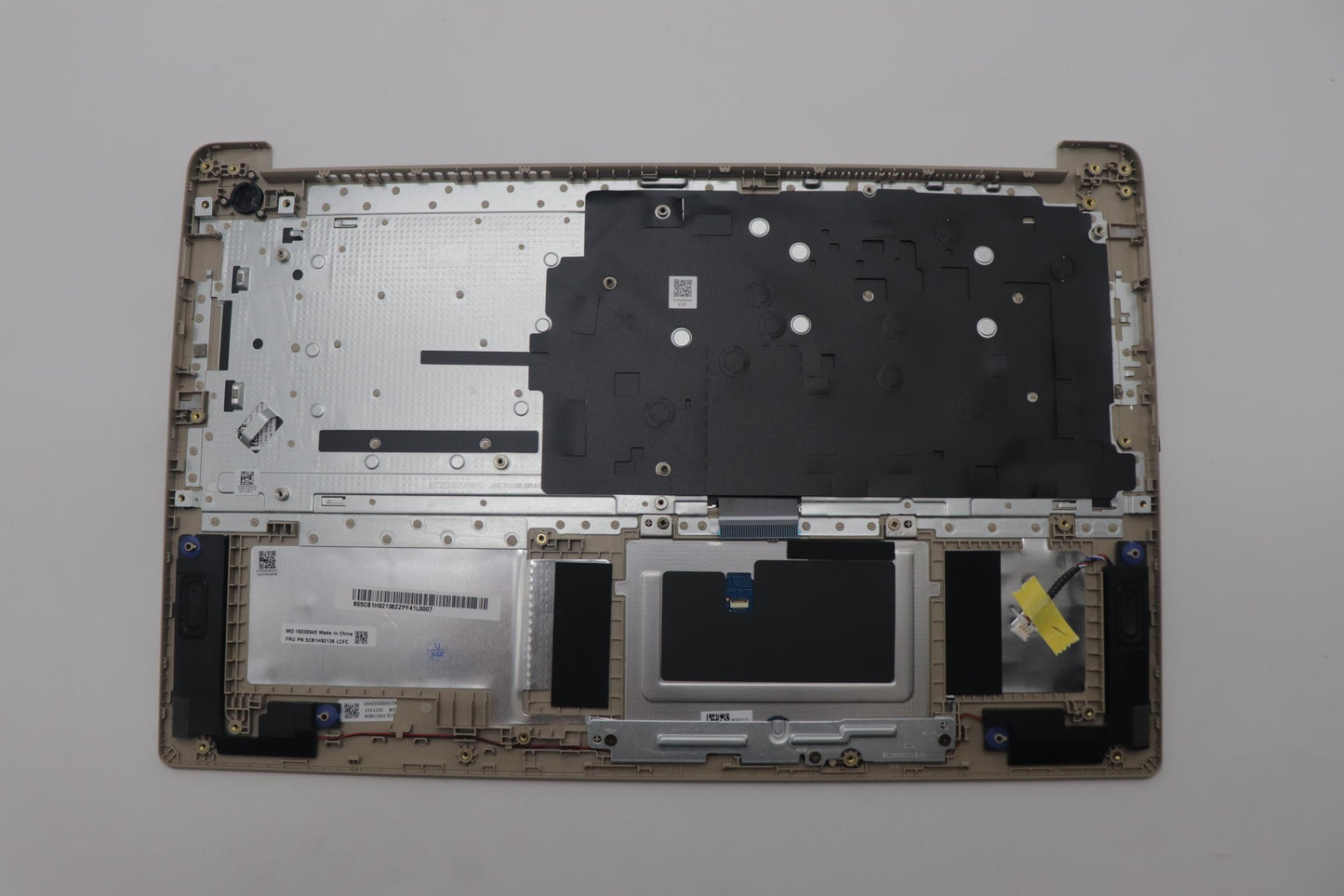 Lenovo Cover Upper Case Asmtc L82Qd N - 5CB1H92136