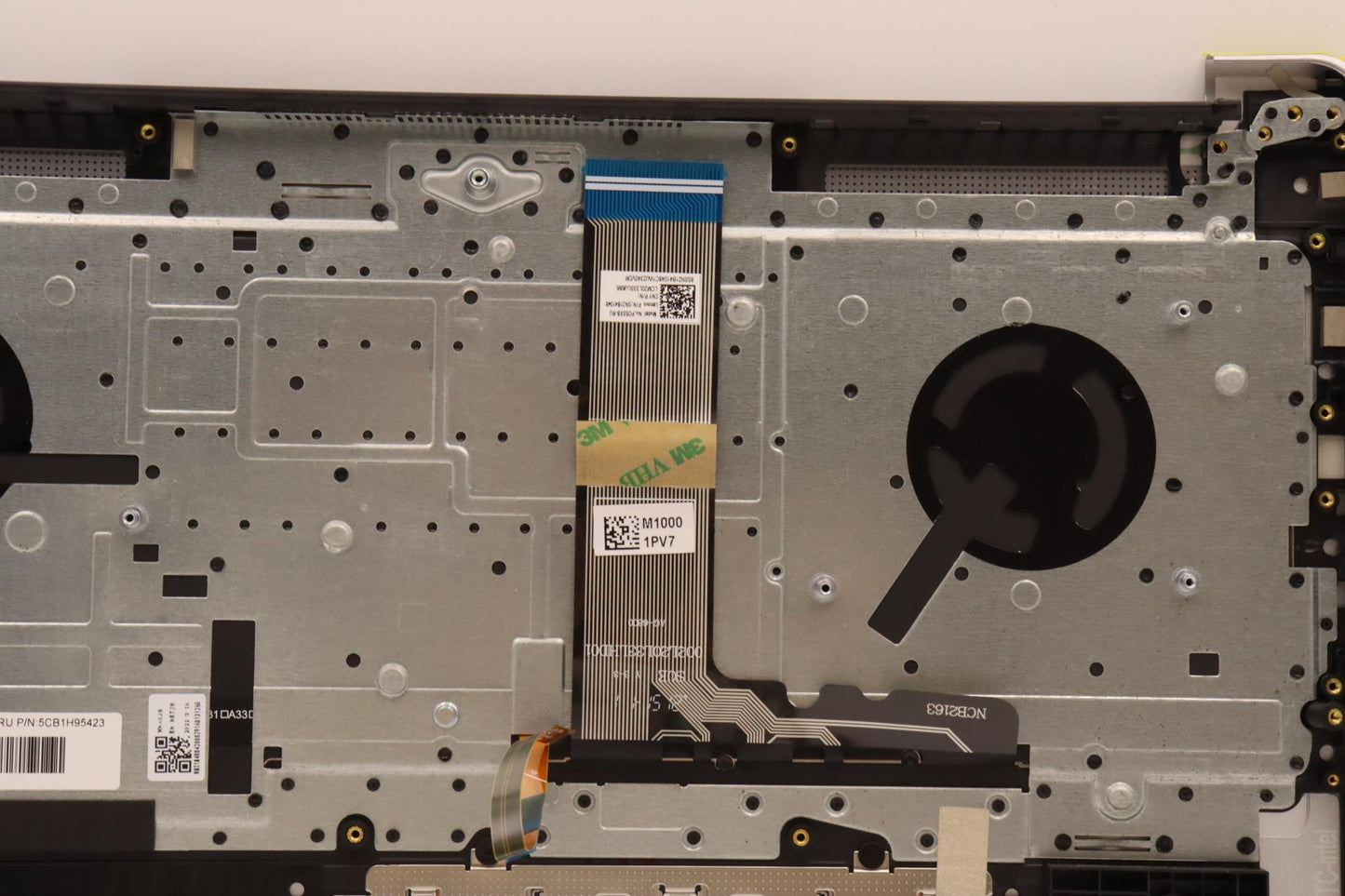 Lenovo Cover Upper Case Assembly Rus - 5CB1H95423