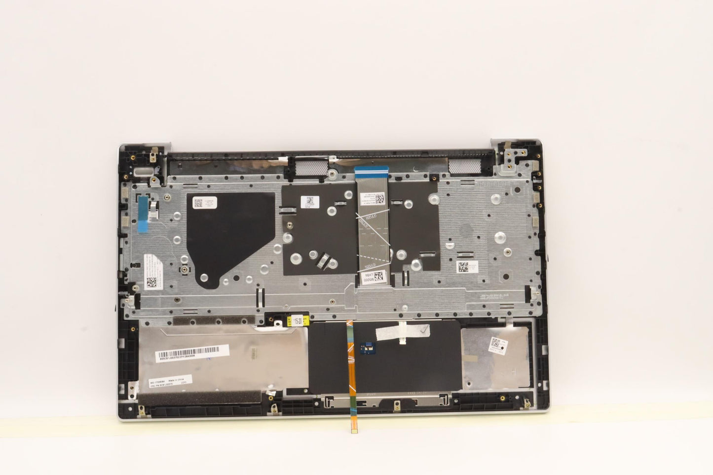 Lenovo Cover Upper Case Asmukel82Sffp - 5CB1J00370