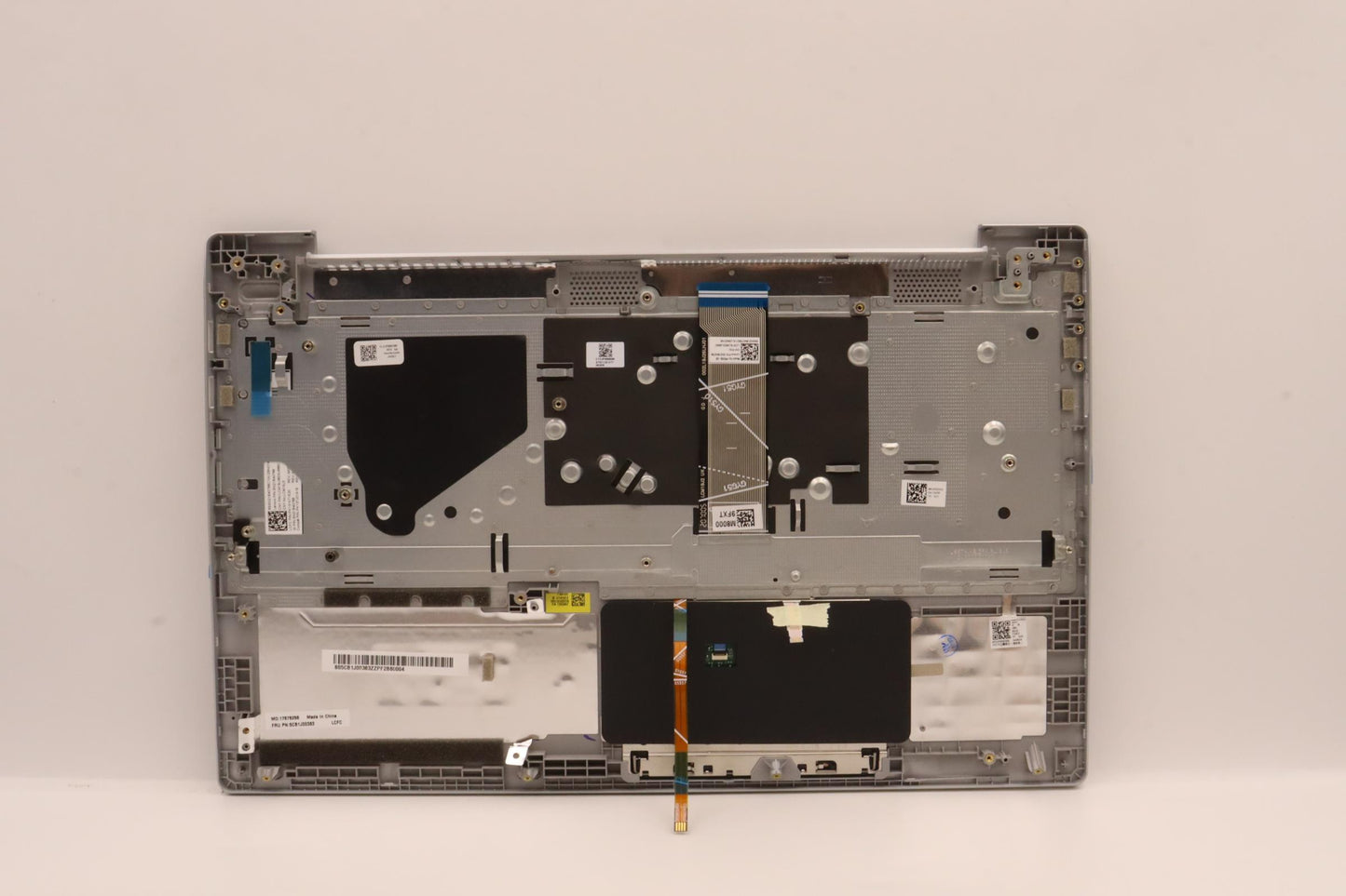 Lenovo Cover Upper Case Asmgerl82Sffp - 5CB1J00383