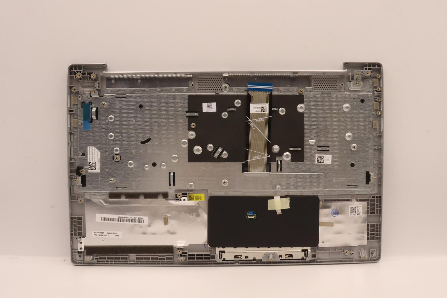 Lenovo Cover Upper Case Asmital82Sffp - 5CB1J00718