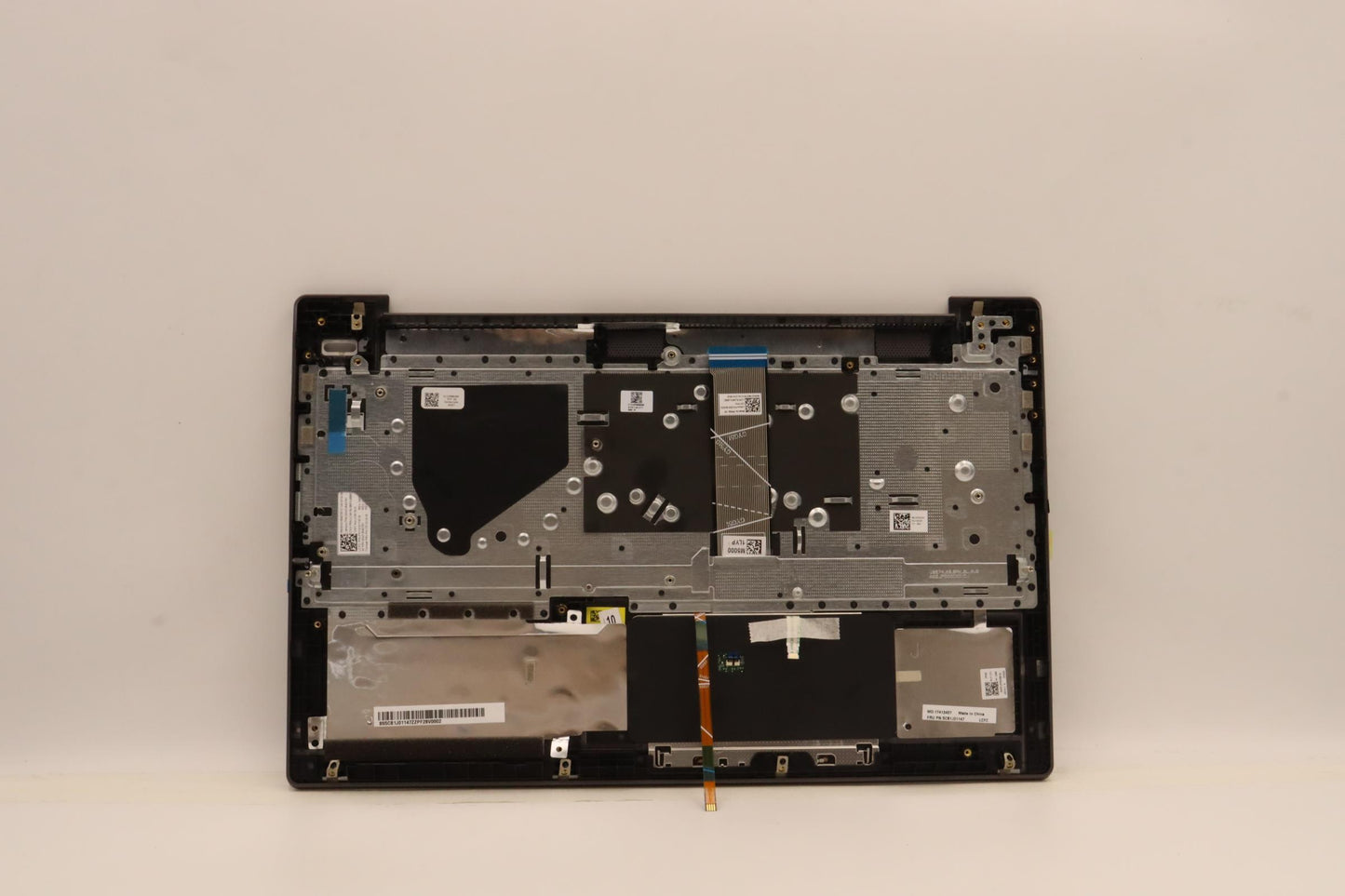 Lenovo Cover Upper Case Asmfral82Sffp - 5CB1J01147