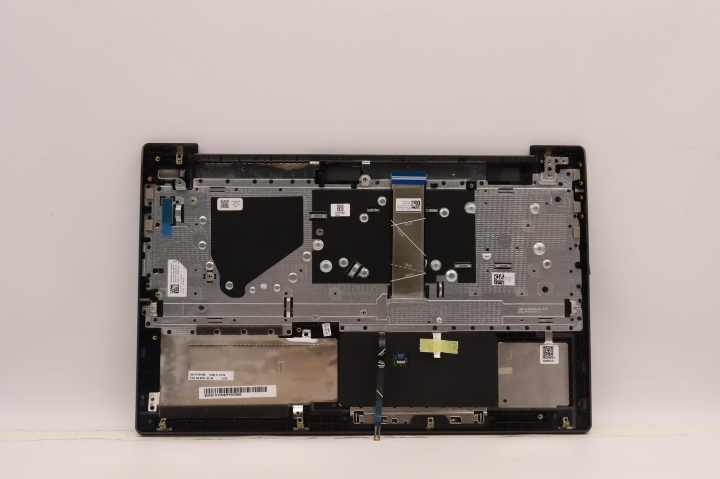 Lenovo Cover Upper Case Asmslvl82Sffp - 5CB1J01163