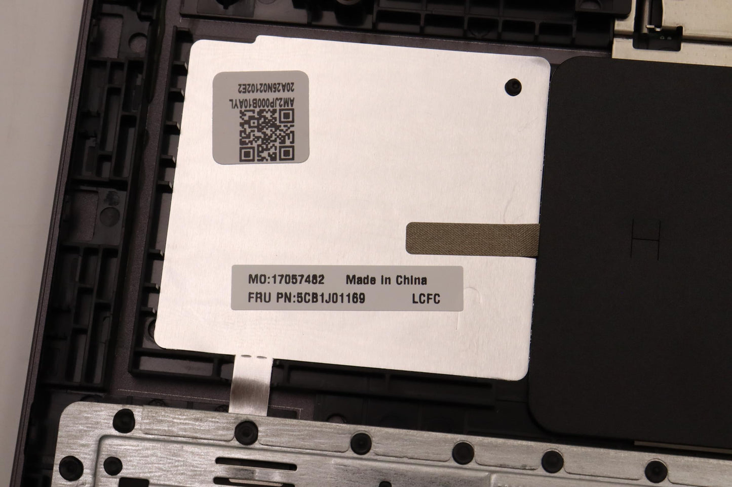 Lenovo Cover Upper Case Asmukel82Sffp - 5CB1J01169