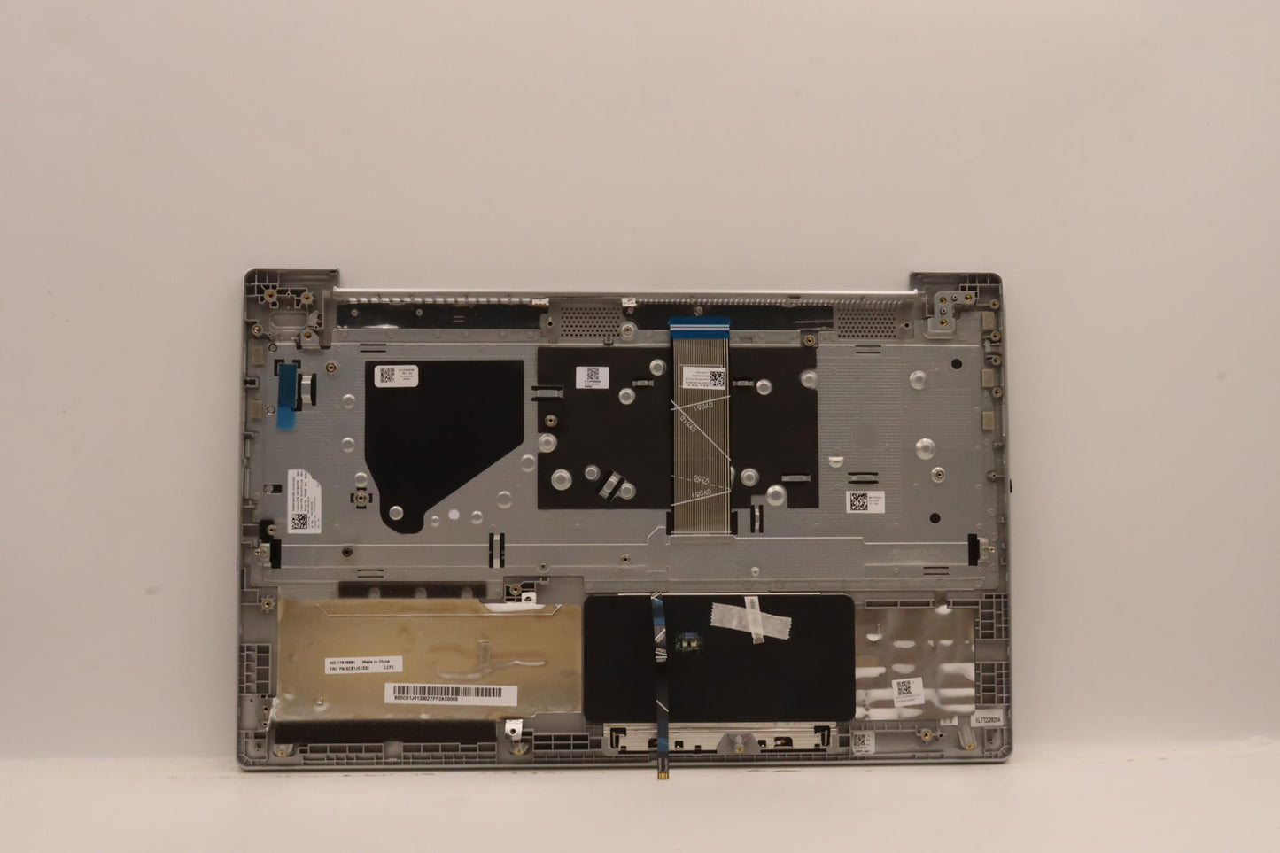 Lenovo Cover Upper Case Asmbell82Sfnf - 5CB1J01330