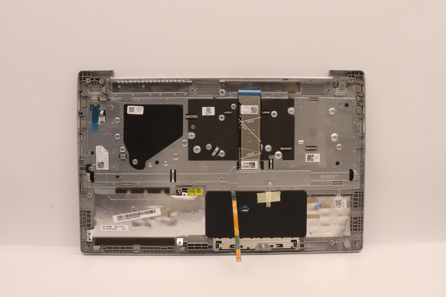 Lenovo Cover Upper Case Asmgerl82Sfnf - 5CB1J01339
