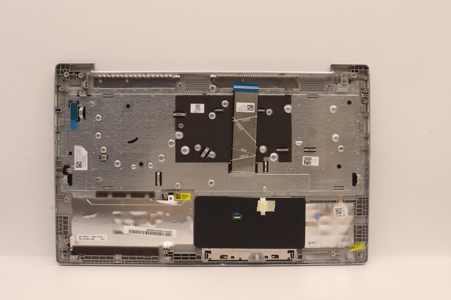 Lenovo Cover Upper Case Asmbell82Sfnf - 5CB1J01362