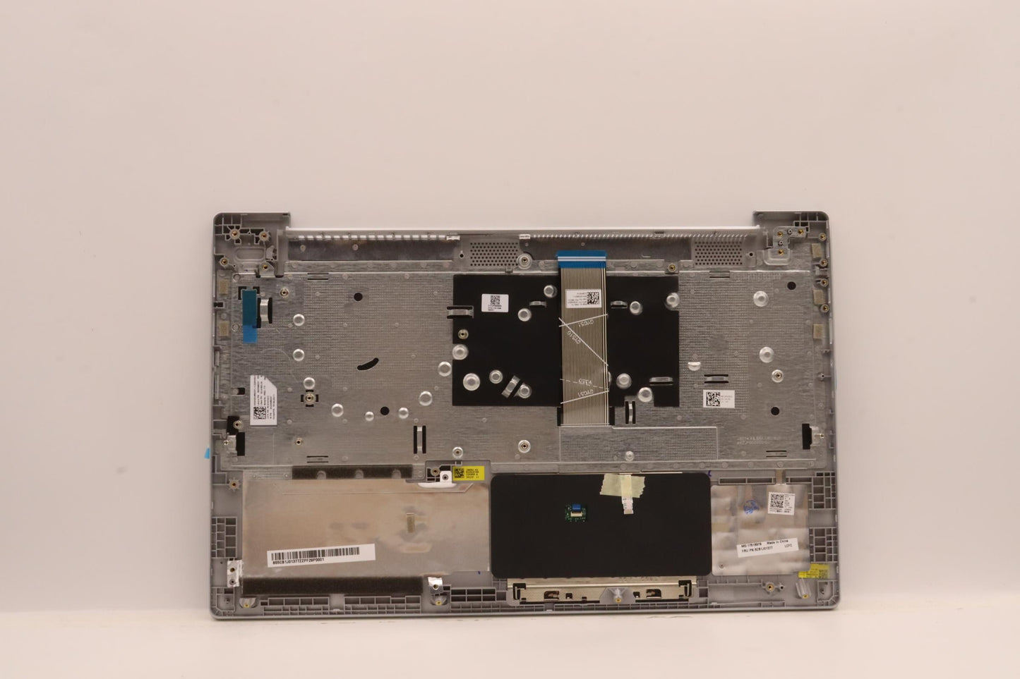 Lenovo Cover Upper Case Asmital82Sfnf - 5CB1J01377