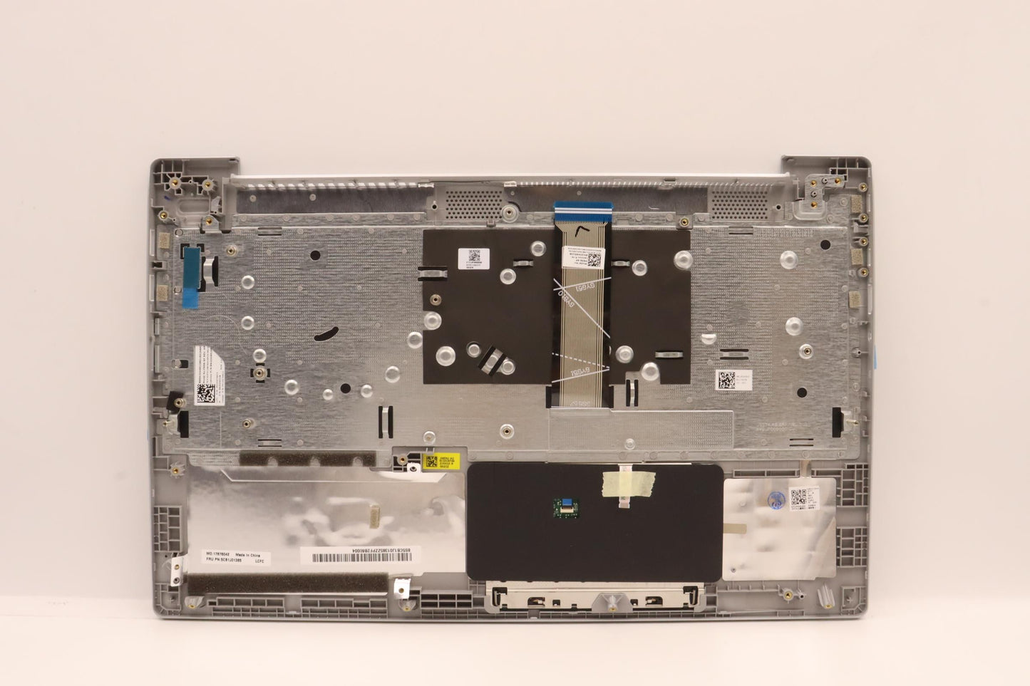 Lenovo Cover Upper Case Asmspal82Sfnf - 5CB1J01385