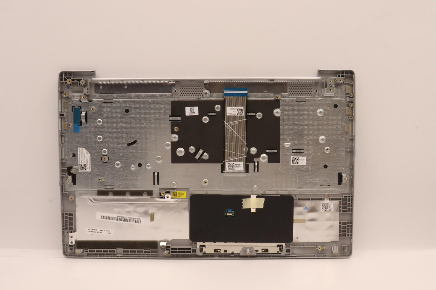 Lenovo Cover Upper Case Asmukel82Sfnf - 5CB1J01390