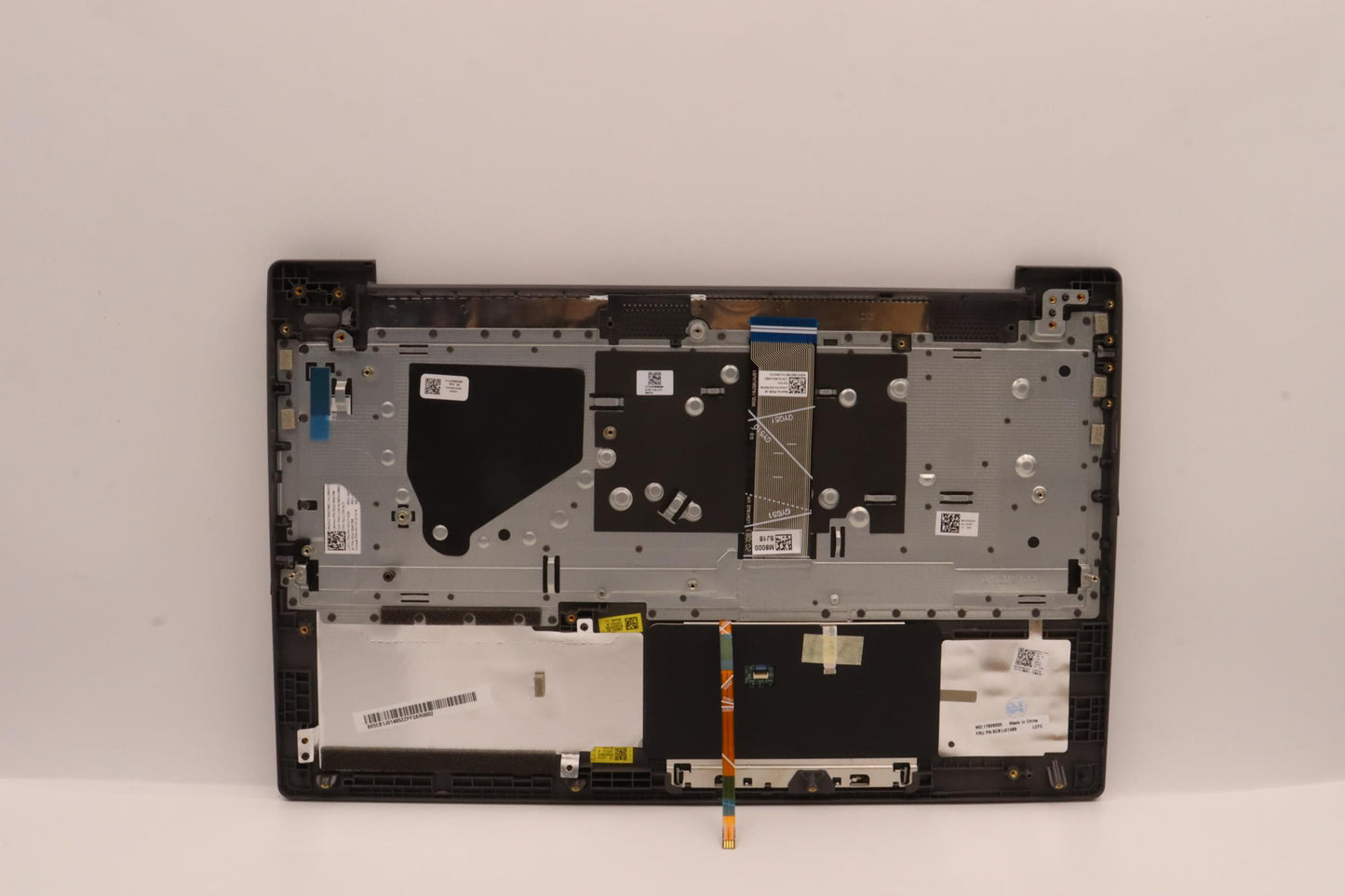 Lenovo Cover Upper Case Asmgerl82Sfnf - 5CB1J01465