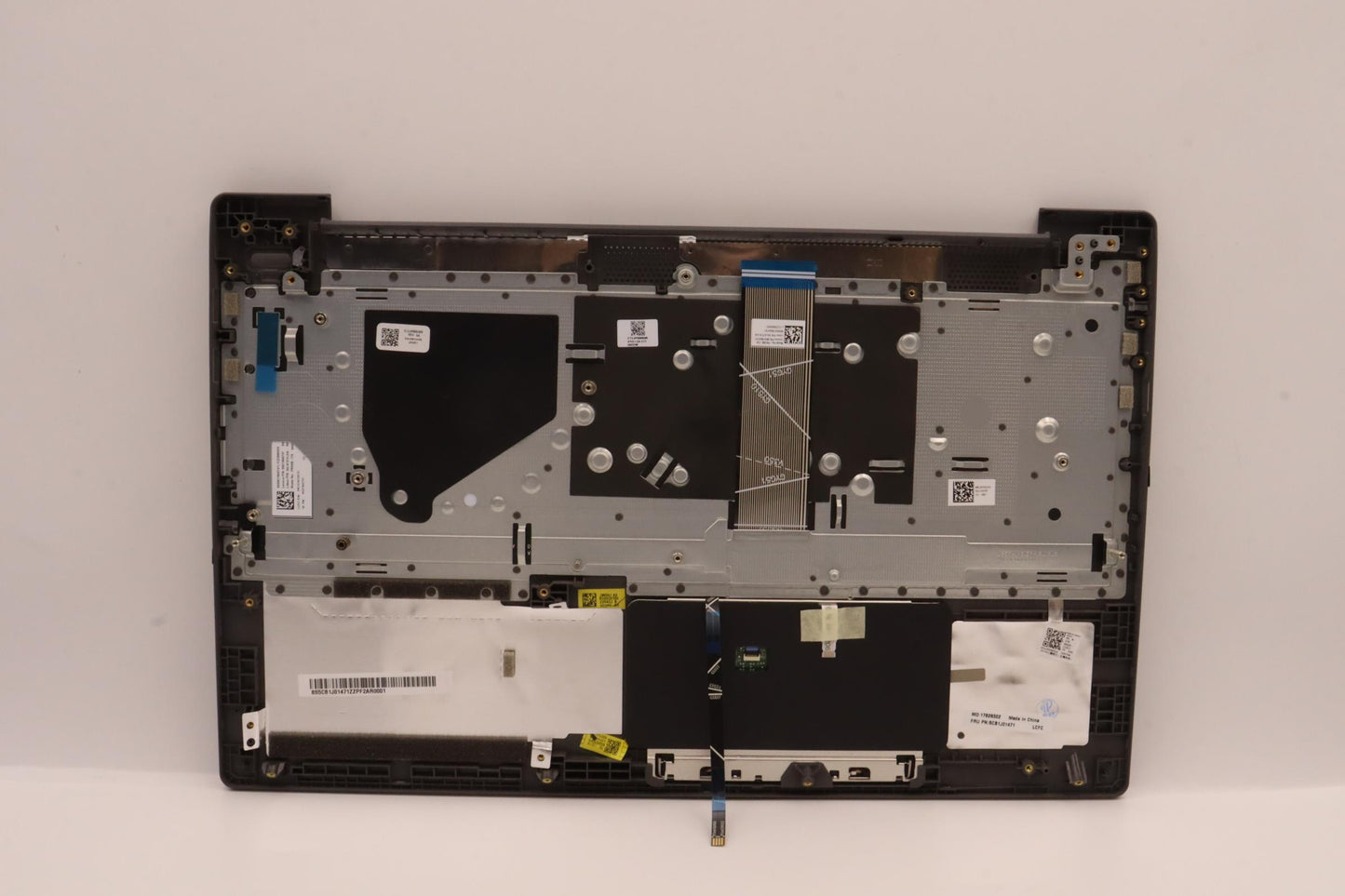 Lenovo Cover Upper Case Asmital82Sfnf - 5CB1J01471