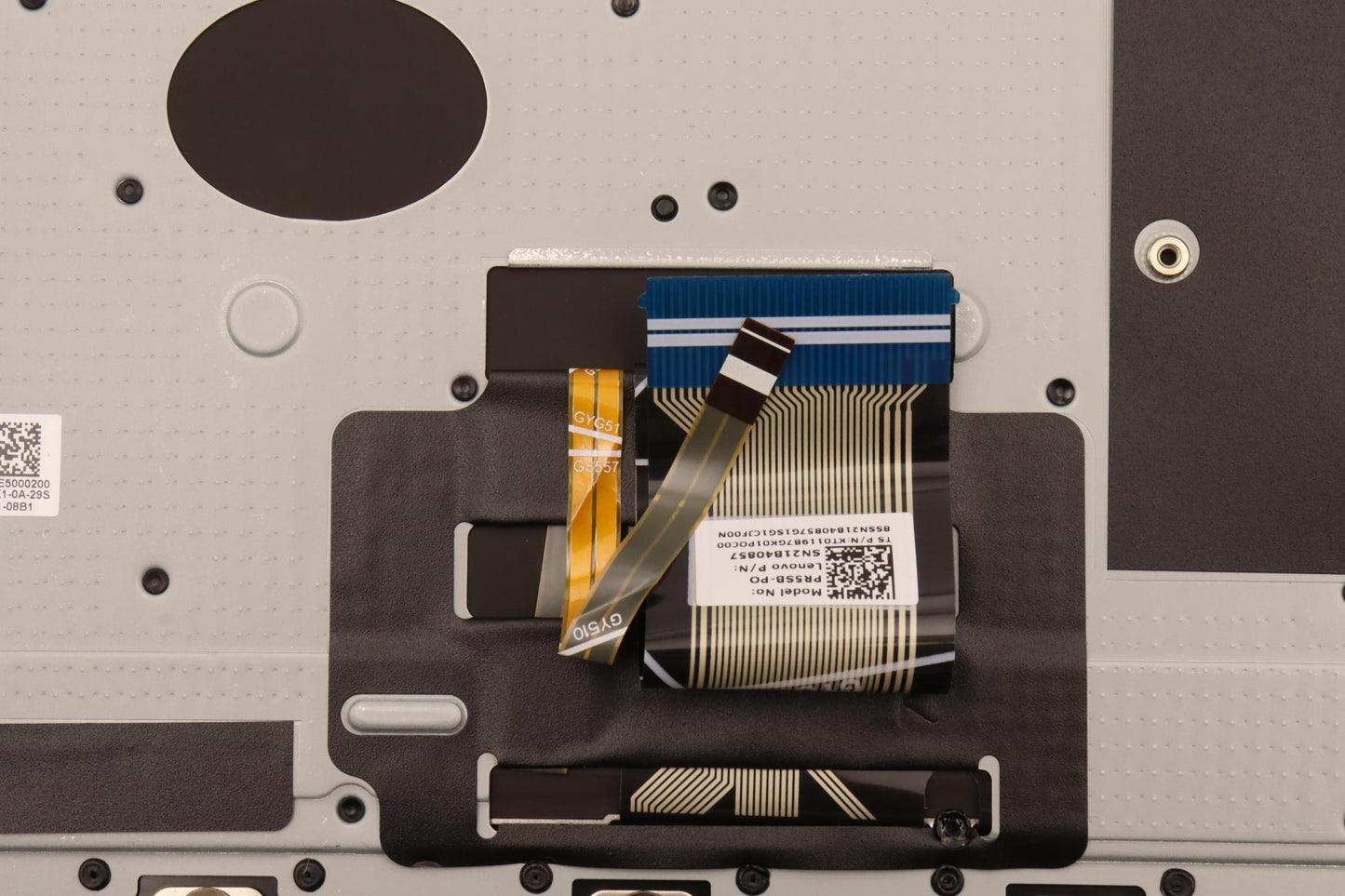 Lenovo Cover Upper Case Asmpor L82Qg - 5CB1J01808