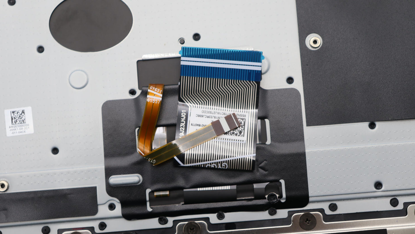 Lenovo Cover Upper Case Asmtc L82Qg F - 5CB1J01813