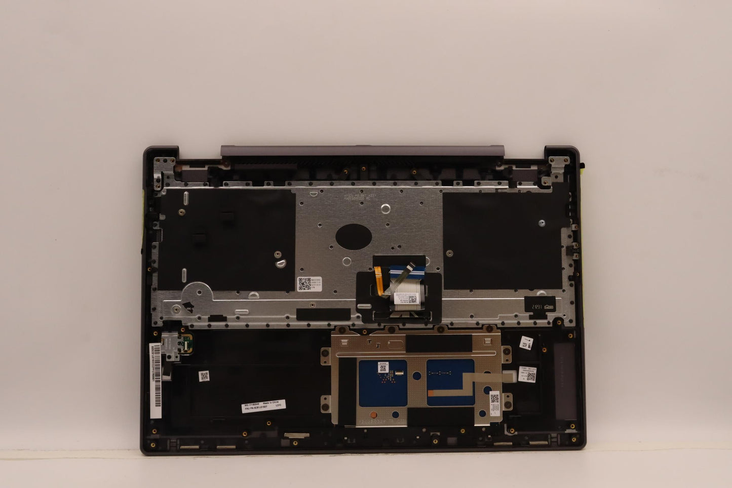 Lenovo Cover Upper Case Asmger L82Qg - 5CB1J01837