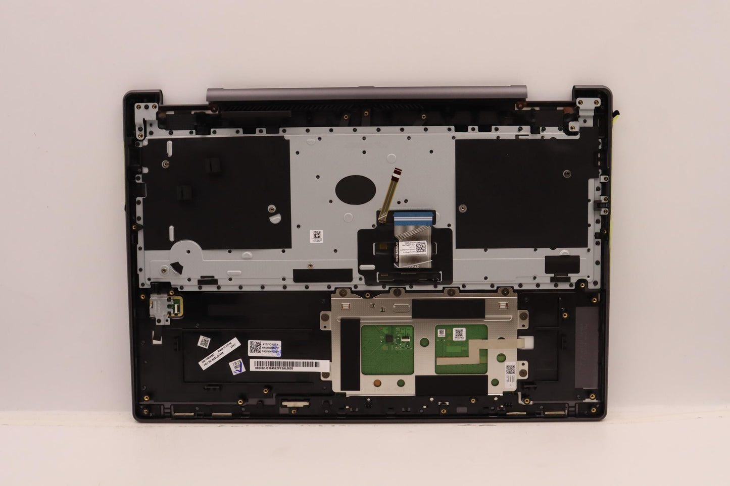 Lenovo Cover Upper Case Asmtc L82Qg F - 5CB1J01845
