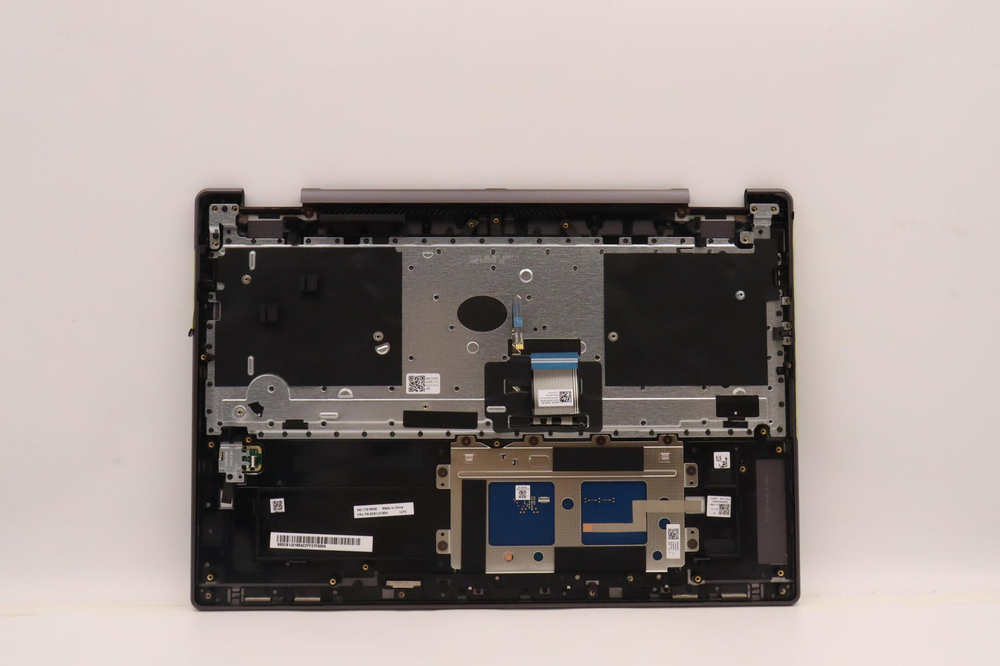 Lenovo Cover Upper Case Asmbel L82Qg - 5CB1J01854