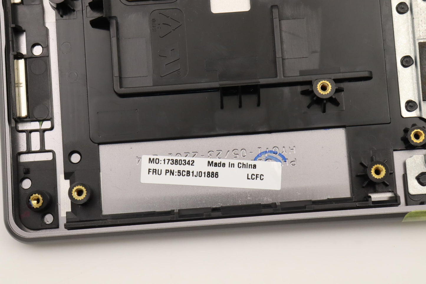 Lenovo Cover Upper Case Asmbel L82Qg - 5CB1J01886