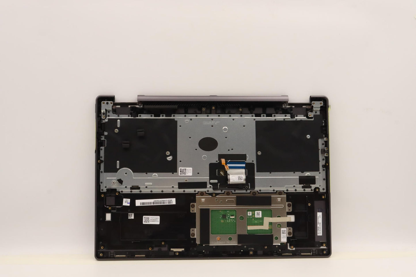 Lenovo Cover Upper Case Asmtc L82Qg N - 5CB1J01909