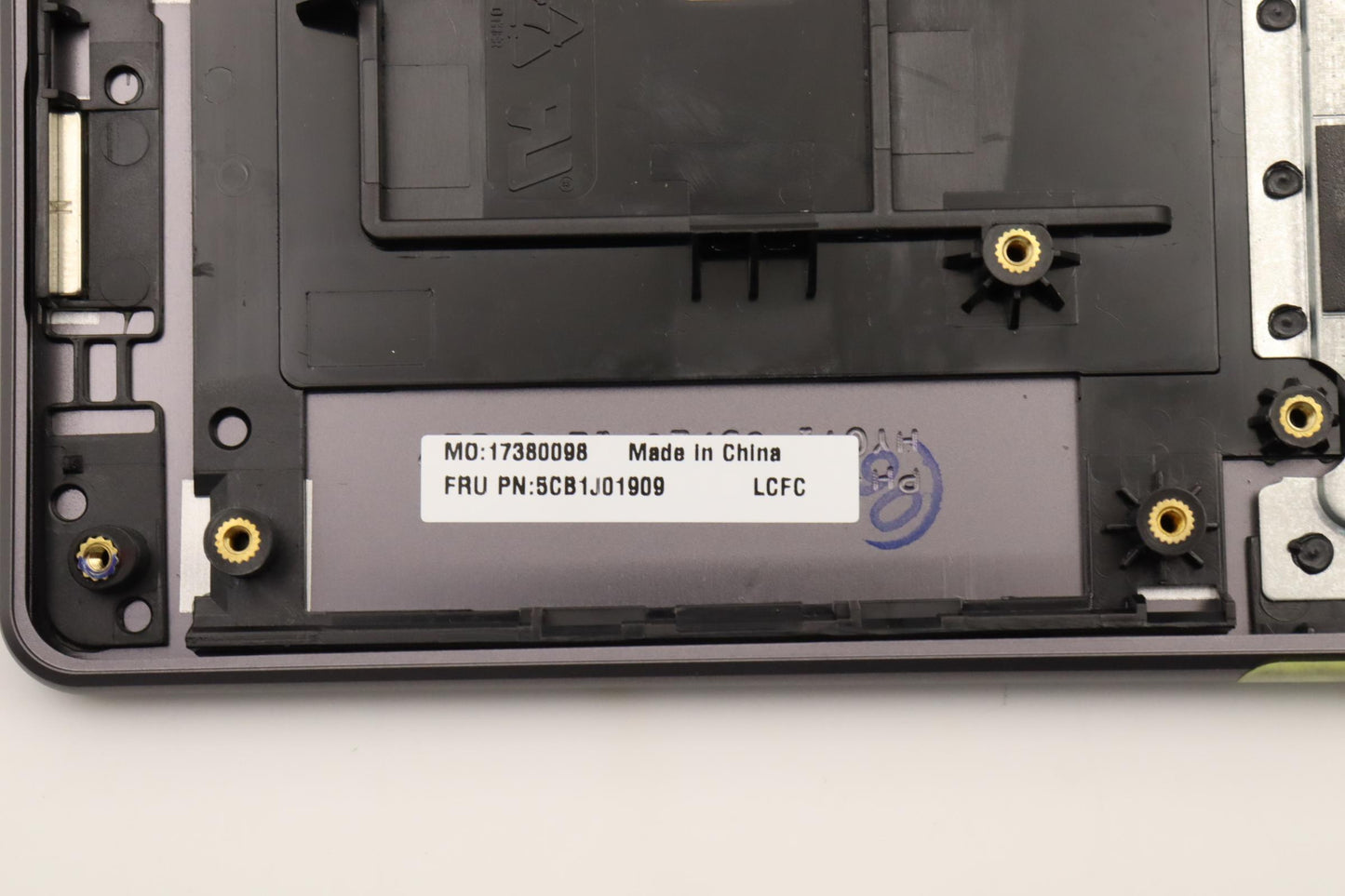 Lenovo Cover Upper Case Asmtc L82Qg N - 5CB1J01909