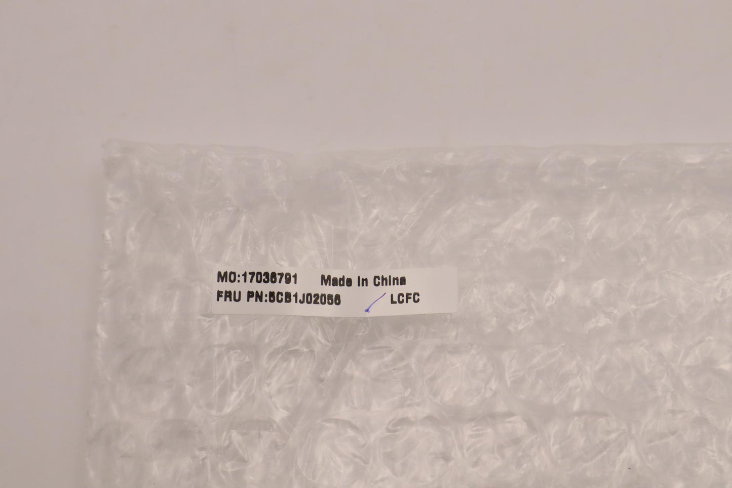 Lenovo Cover Strip Cover L 82Qe Sg - 5CB1J02056