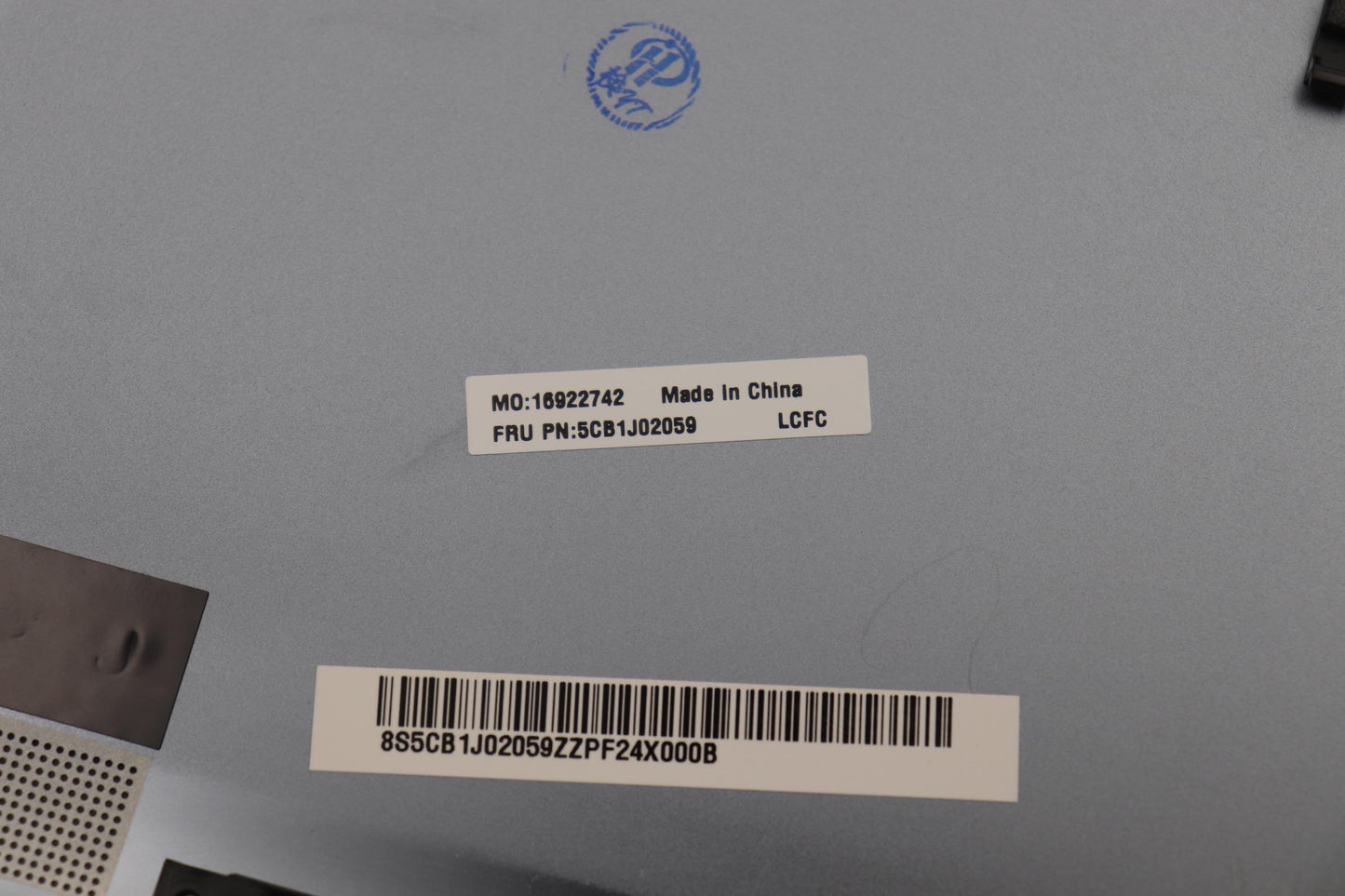 Lenovo Cover Lower Case L 82Qe Sb - 5CB1J02059