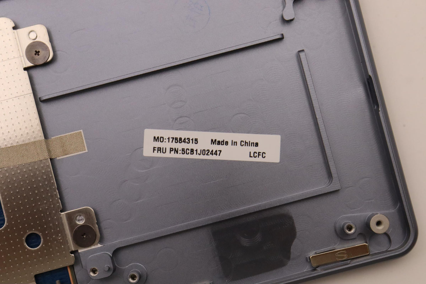 Lenovo Cover Upper Case Asmtur L82Qe - 5CB1J02447