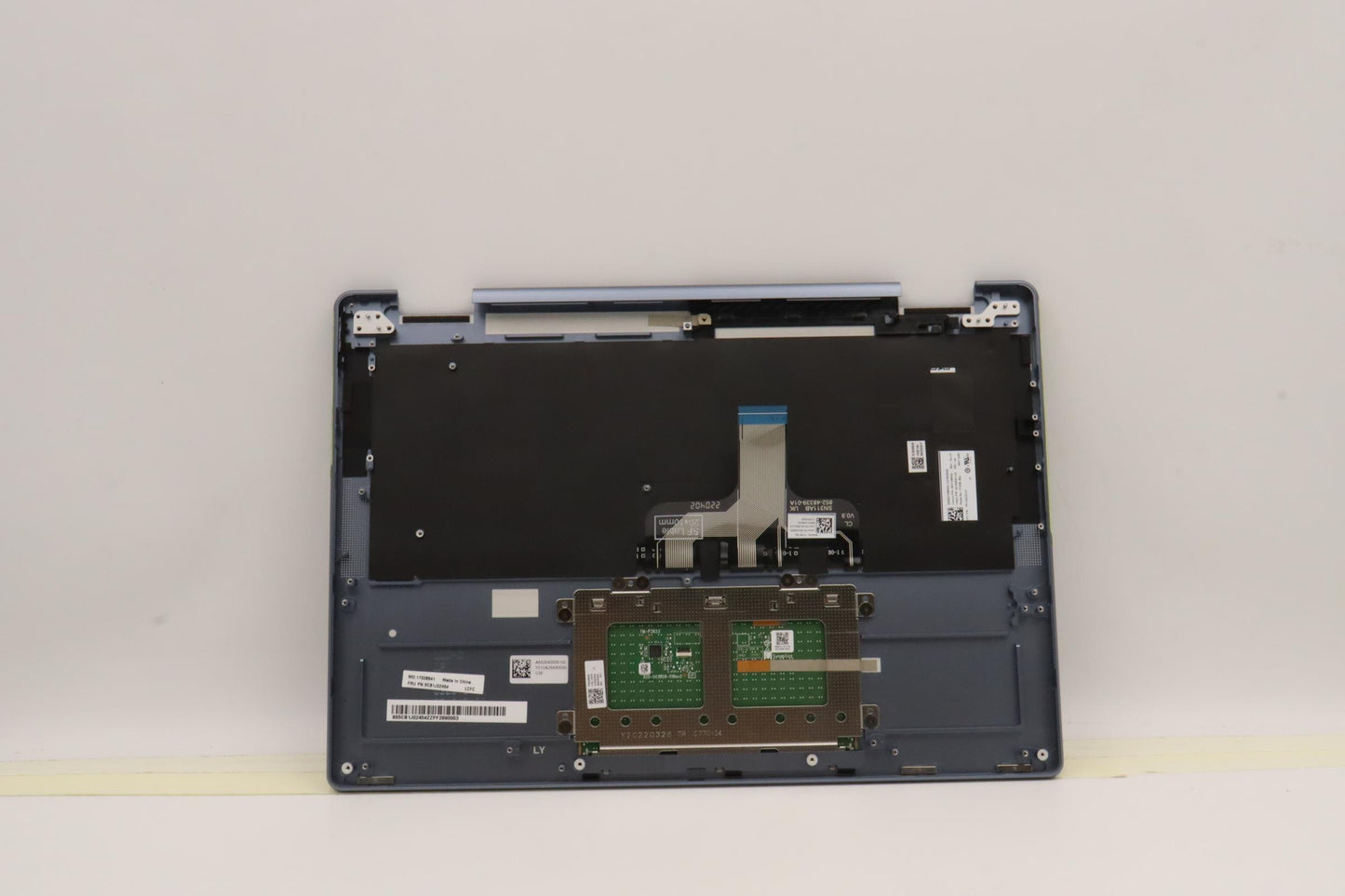 Lenovo Cover Upper Case Asmbel L82Qe - 5CB1J02454