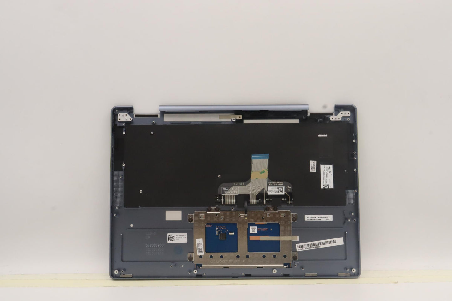Lenovo Cover Upper Case Asmfra L82Qe - 5CB1J02456