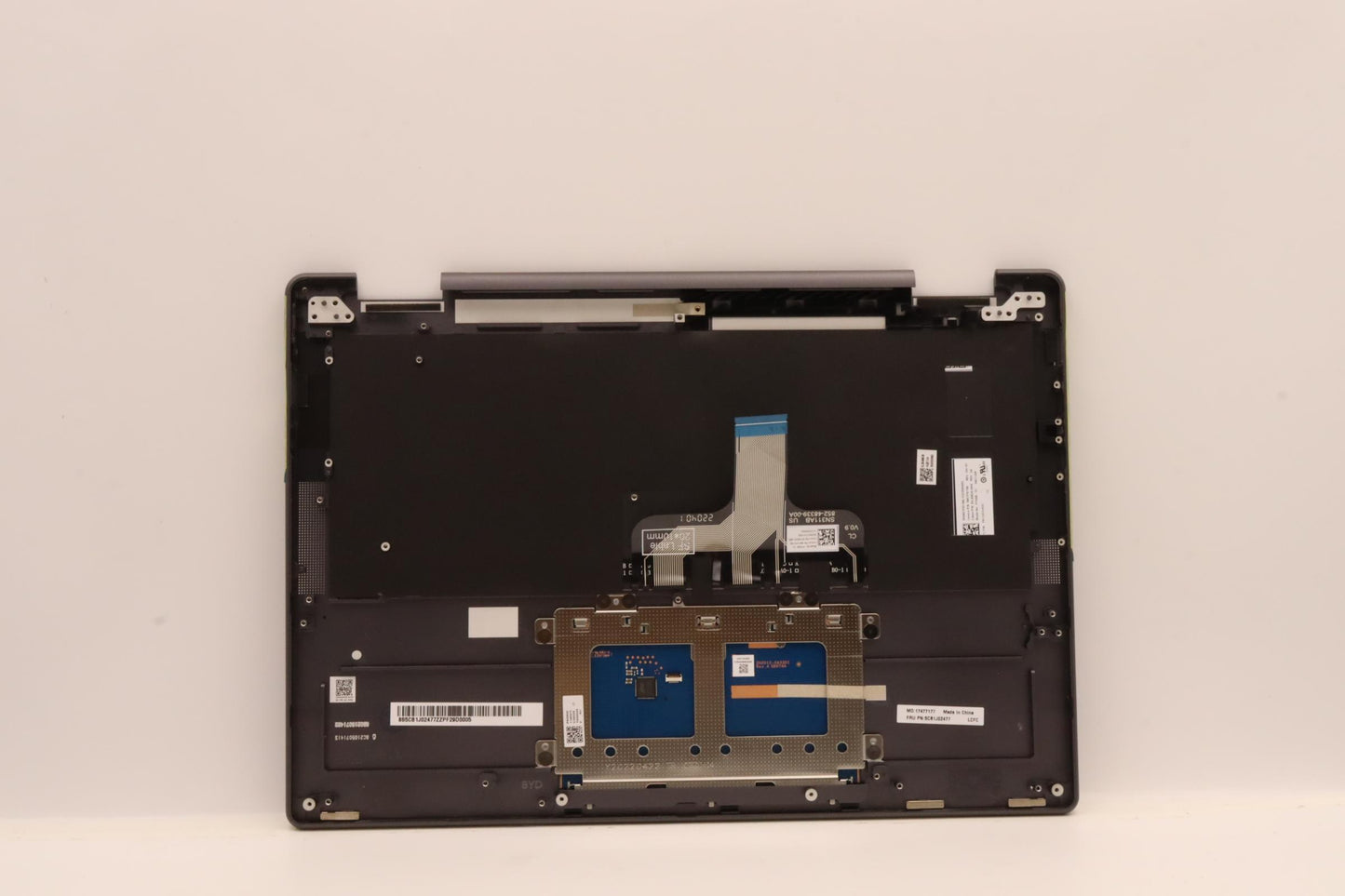 Lenovo Cover Upper Case Asmtc L82Qe N - 5CB1J02477
