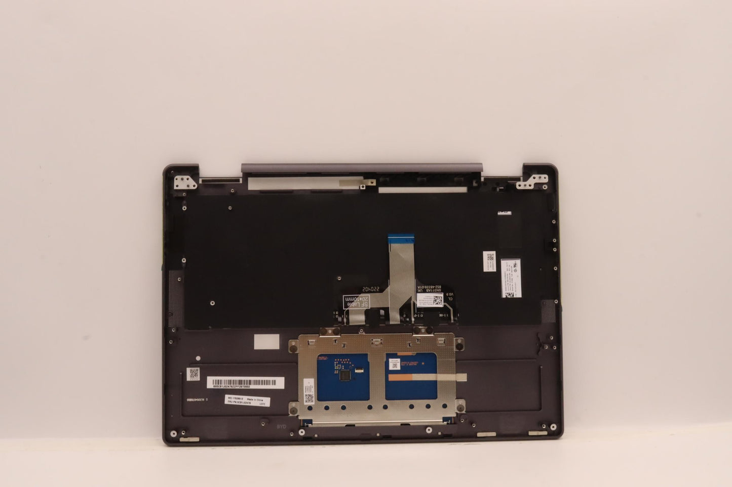 Lenovo Cover Upper Case Asmtur L82Qe - 5CB1J02479