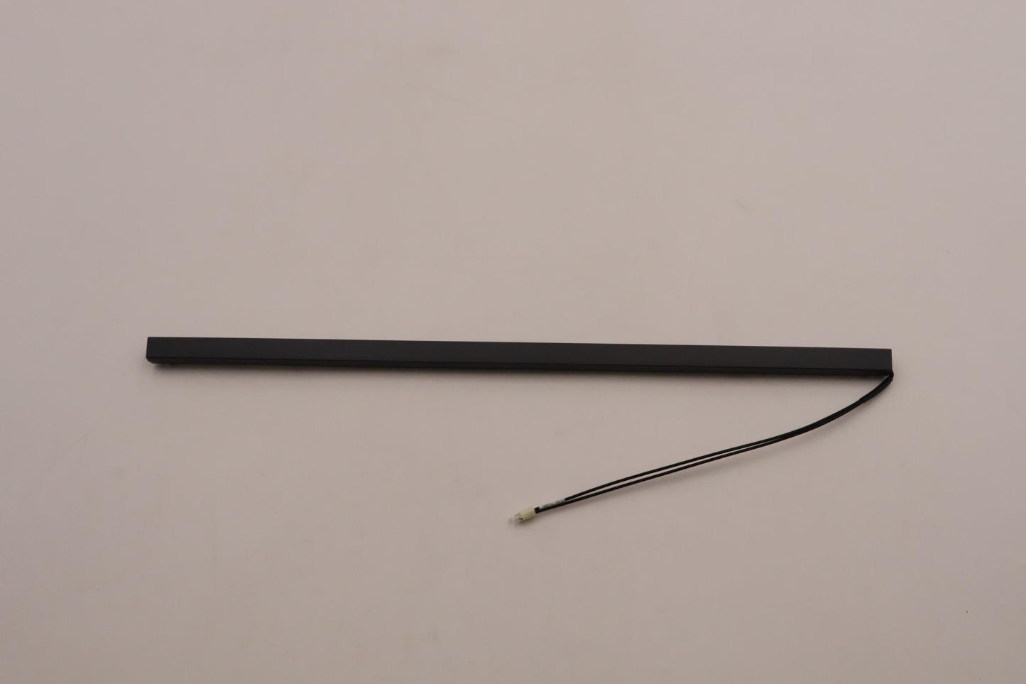 Lenovo Cover Hinge Cover M L82Tf Og - 5CB1J04277