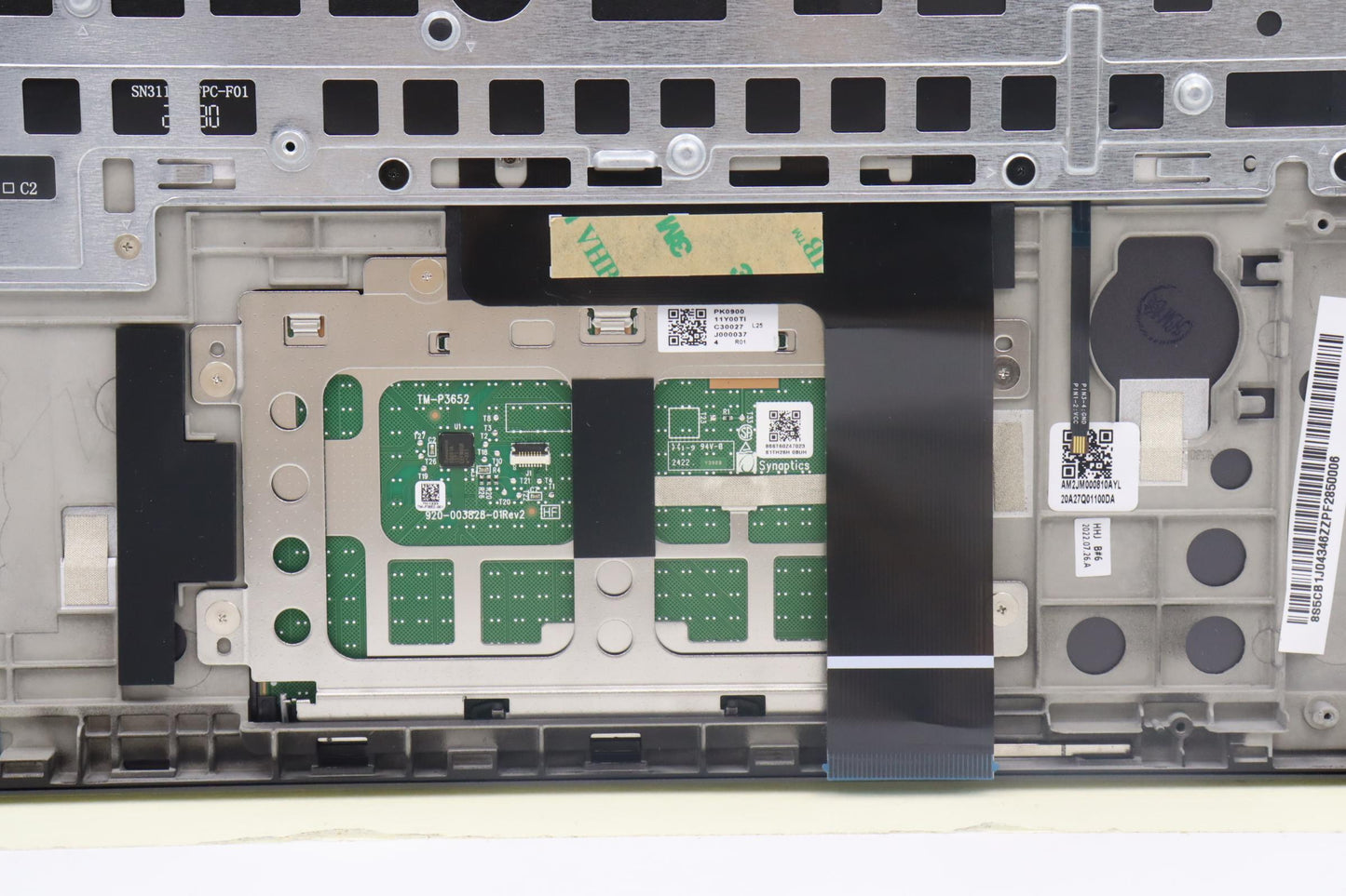 Lenovo Cover Upper Case Asmbul L82Tf - 5CB1J04346