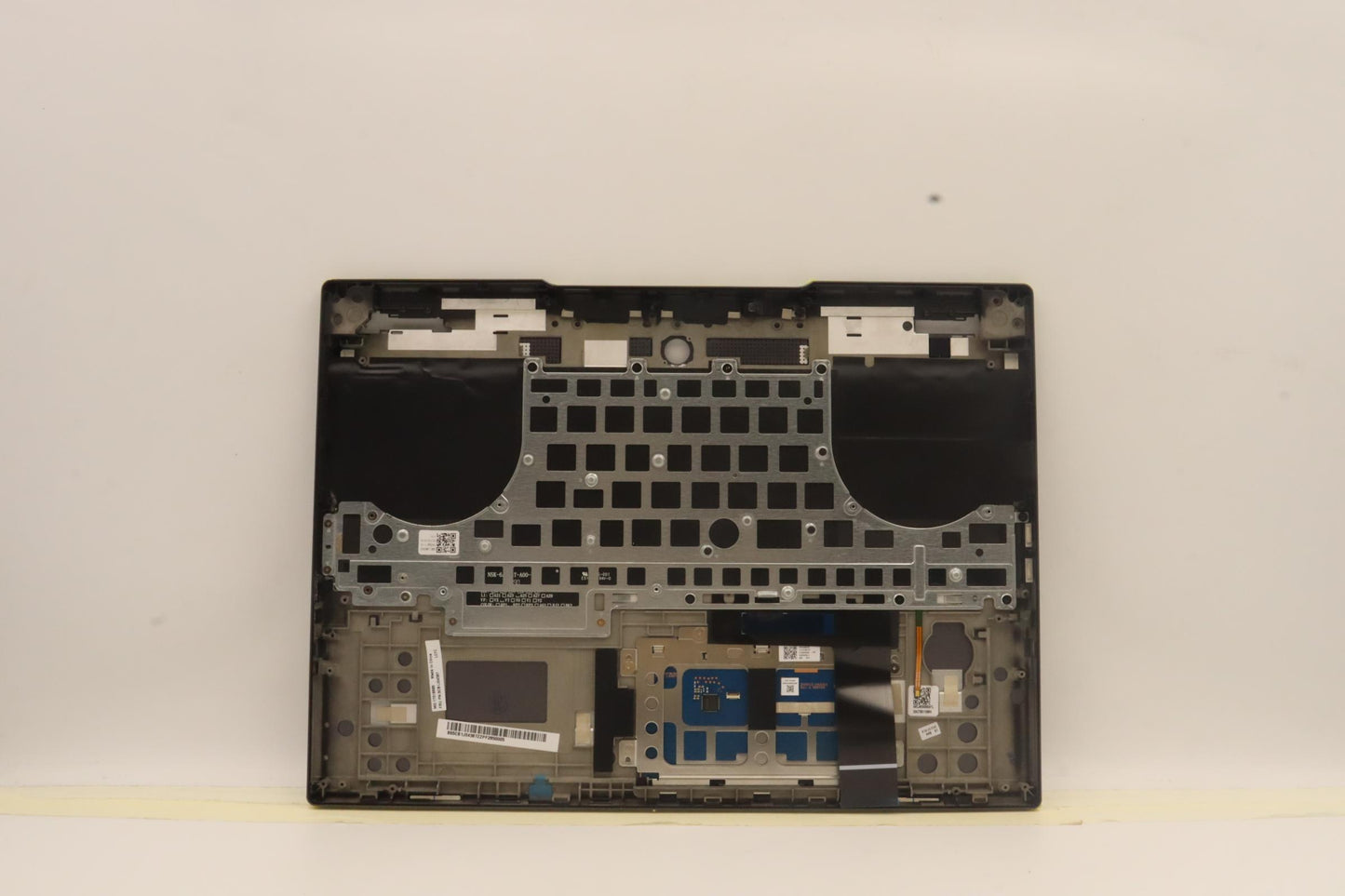 Lenovo Cover Upper Case Asmger L82Tf - 5CB1J04387
