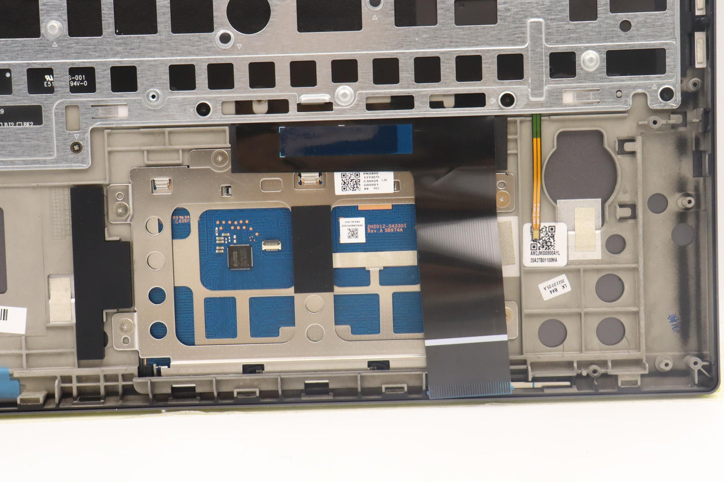 Lenovo Cover Upper Case Asmger L82Tf - 5CB1J04387