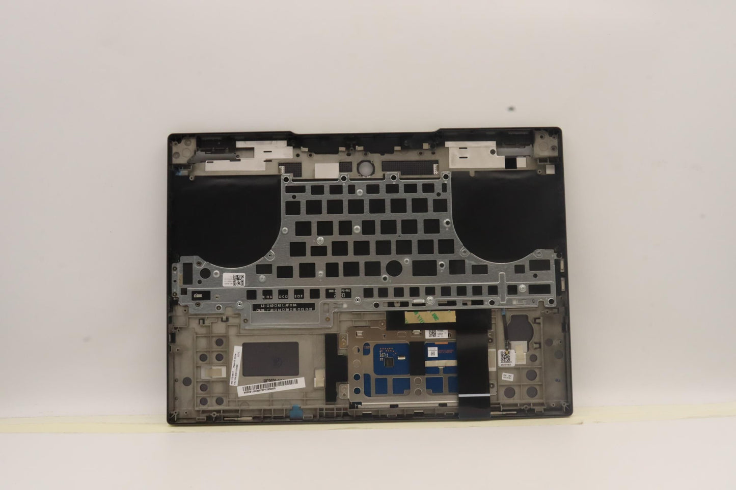Lenovo Cover Upper Case Asmuke L82Tf - 5CB1J04399