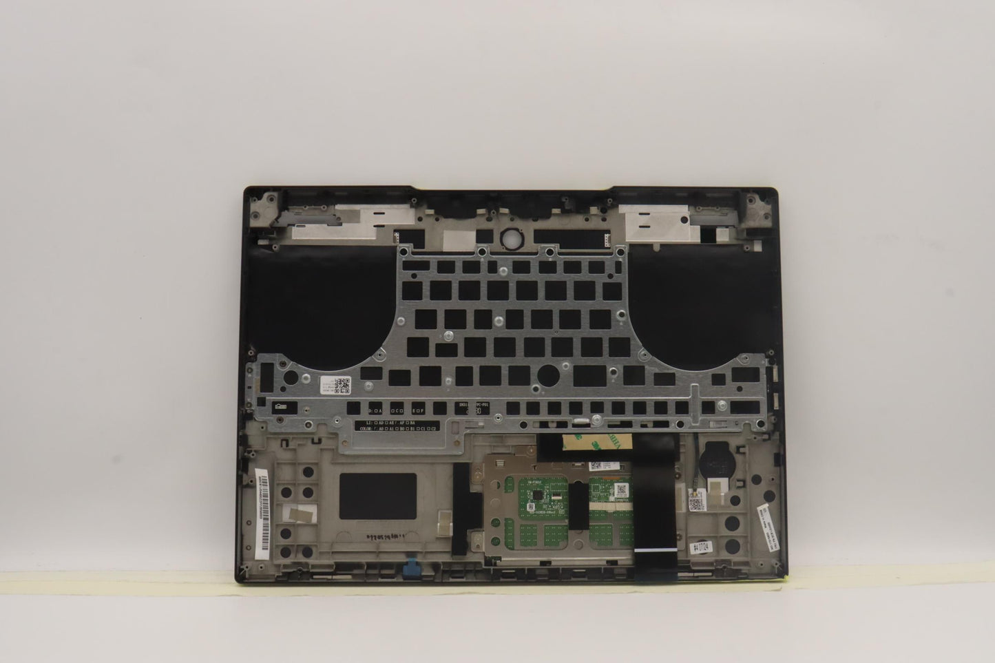 Lenovo Cover Upper Case Asmspa L82Tf - 5CB1J04400
