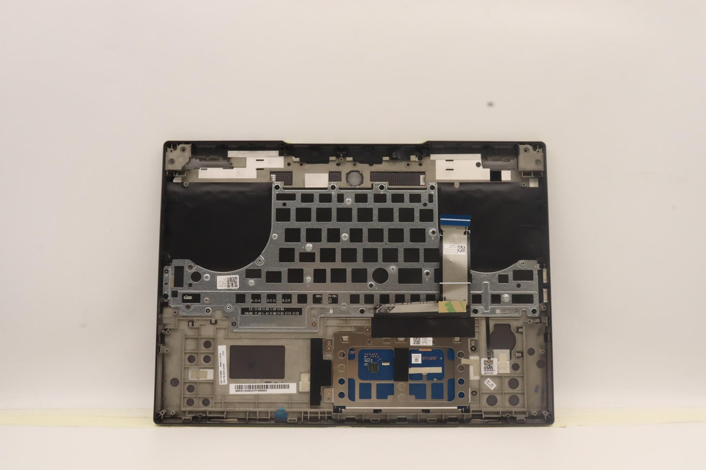 Lenovo Cover Upper Case Asmsws L82Tf - 5CB1J04402