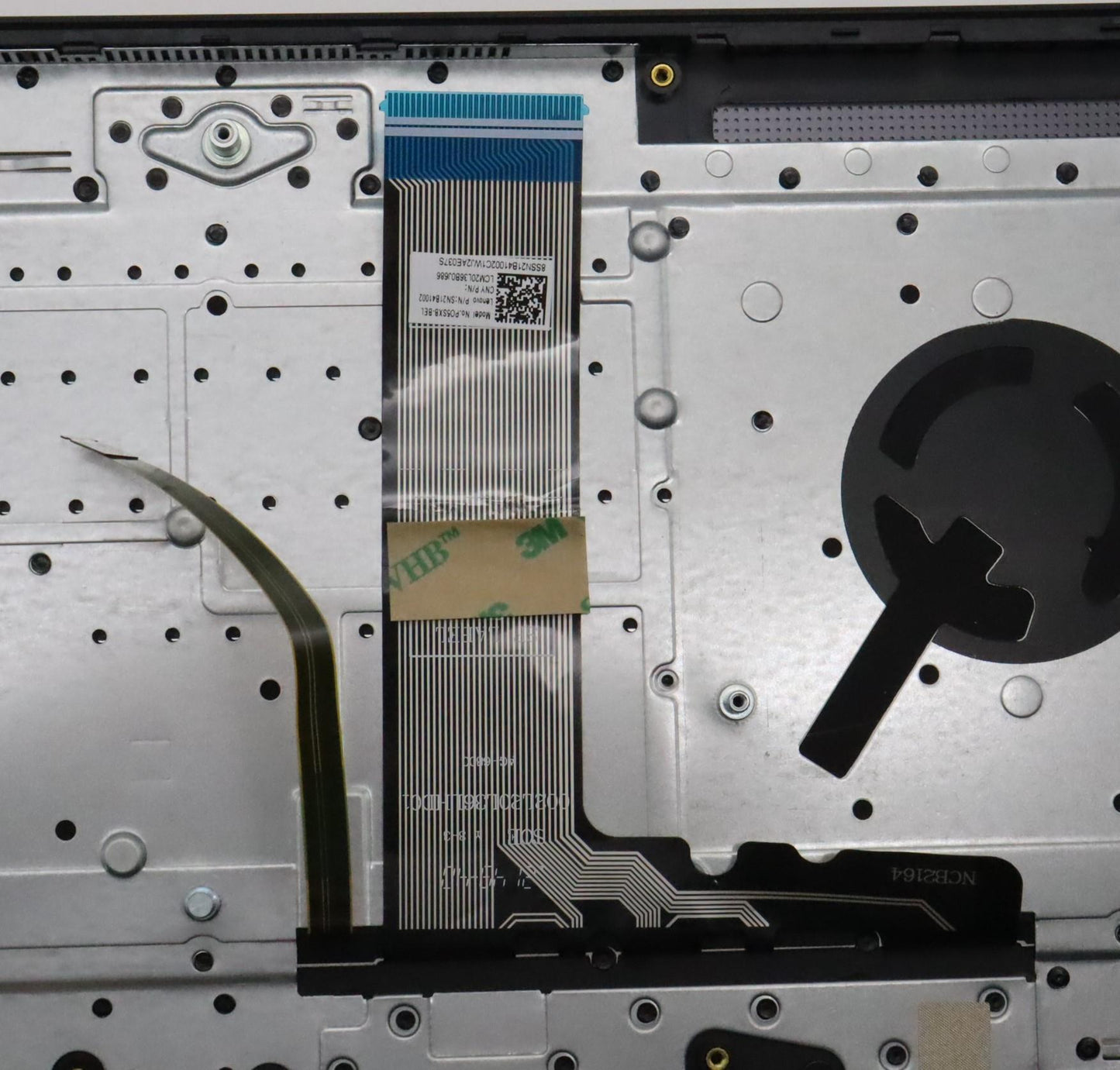 Lenovo Cover Upper Case Asmbel H 82Sn - 5CB1J08814