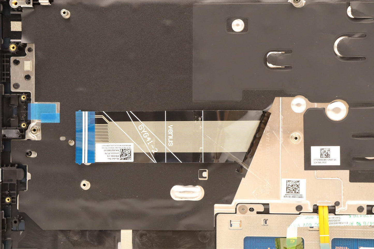 Lenovo Cover Upper Case Assembly Cze/ - 5CB1J10064
