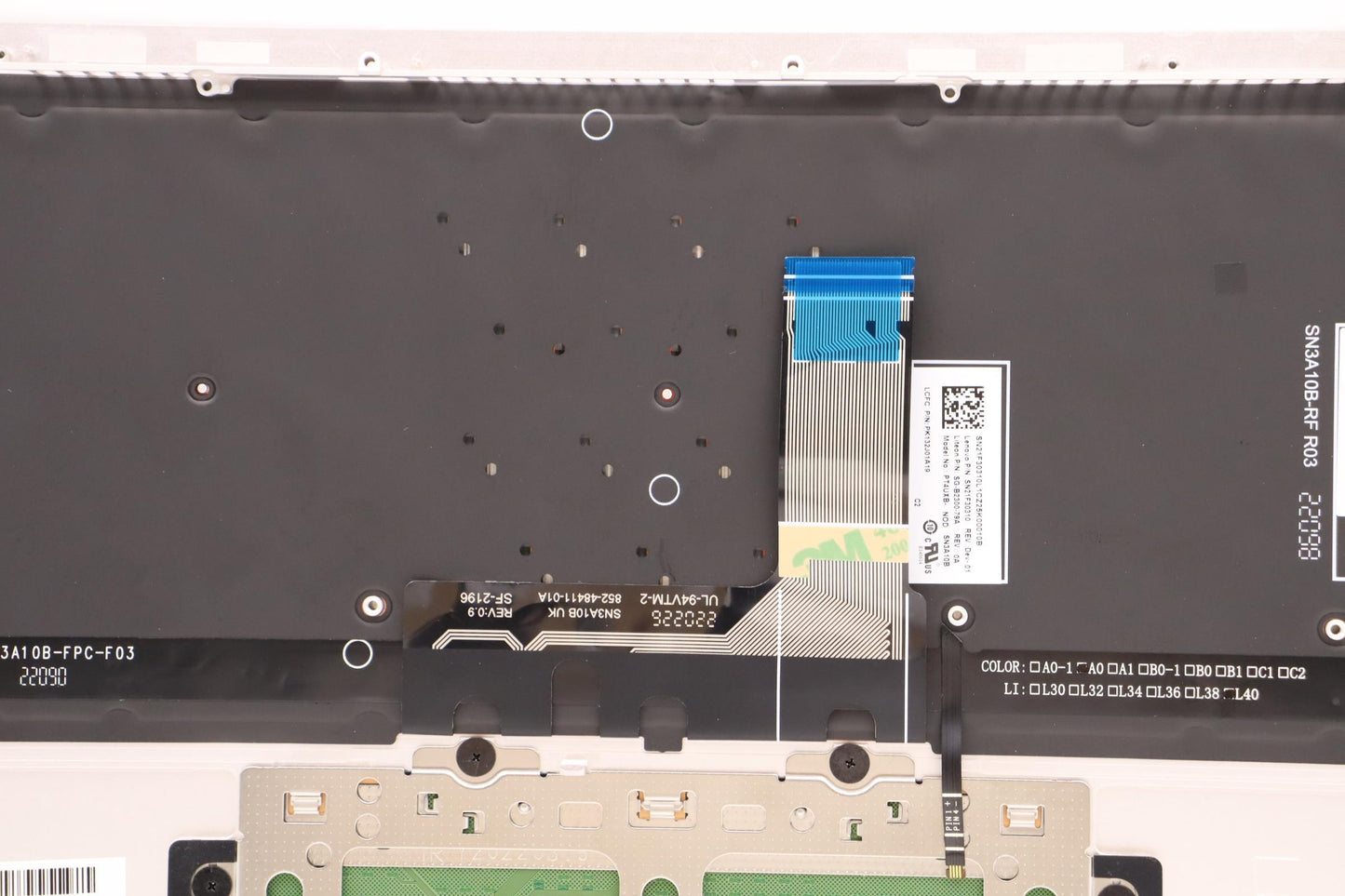 Lenovo Cover Upper Case Asmnordic L82 - 5CB1J10239