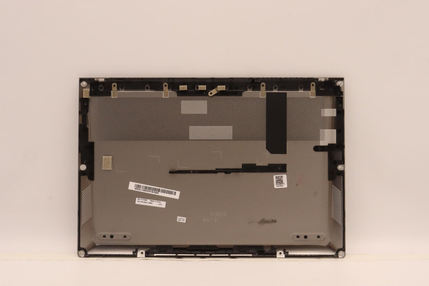Lenovo Cover Lower Case L 21Ej - 5CB1J10603