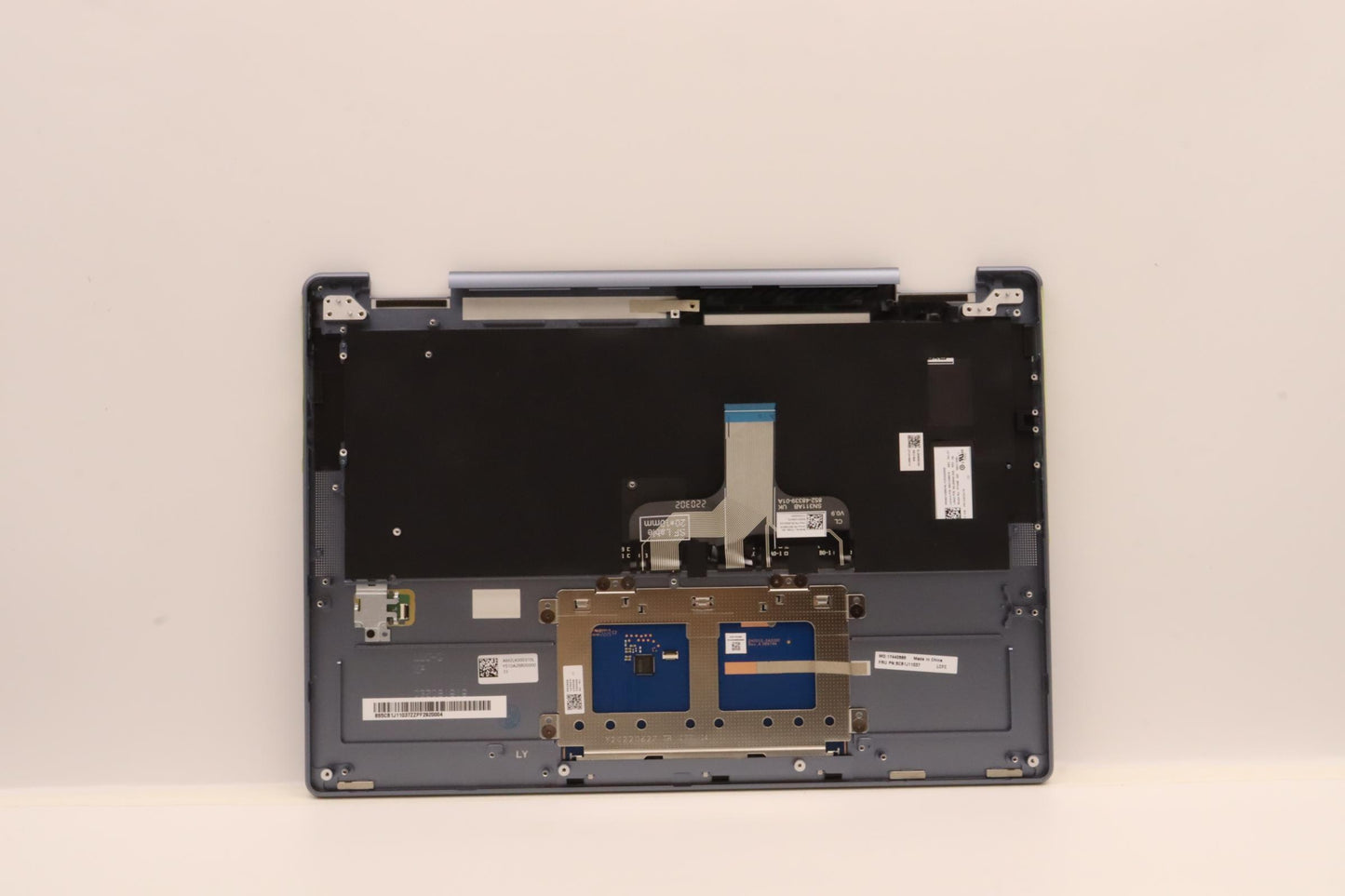 Lenovo Cover Upper Case Asmsws L82Qf - 5CB1J11037