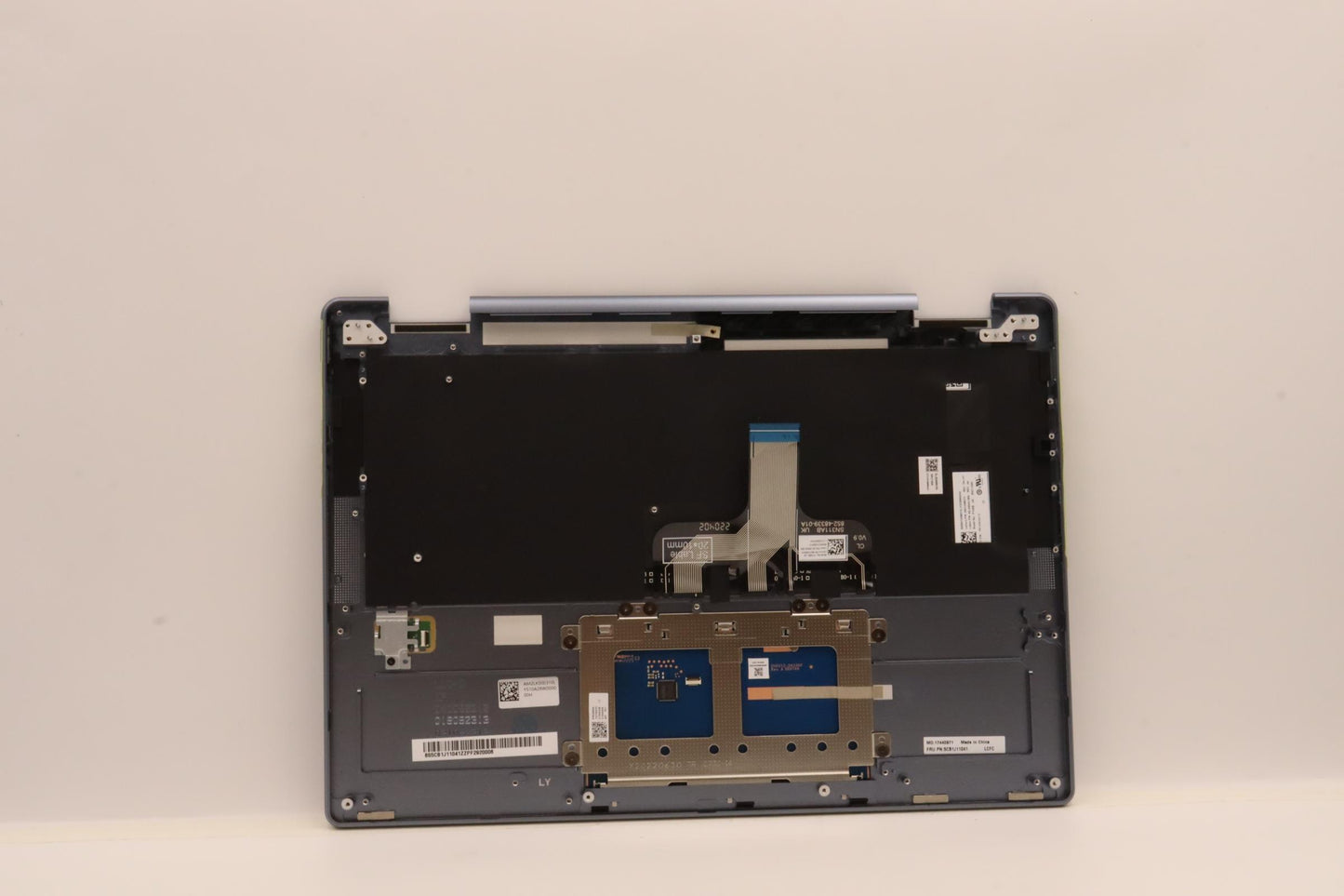 Lenovo Cover Upper Case Asmuke L82Qf - 5CB1J11041