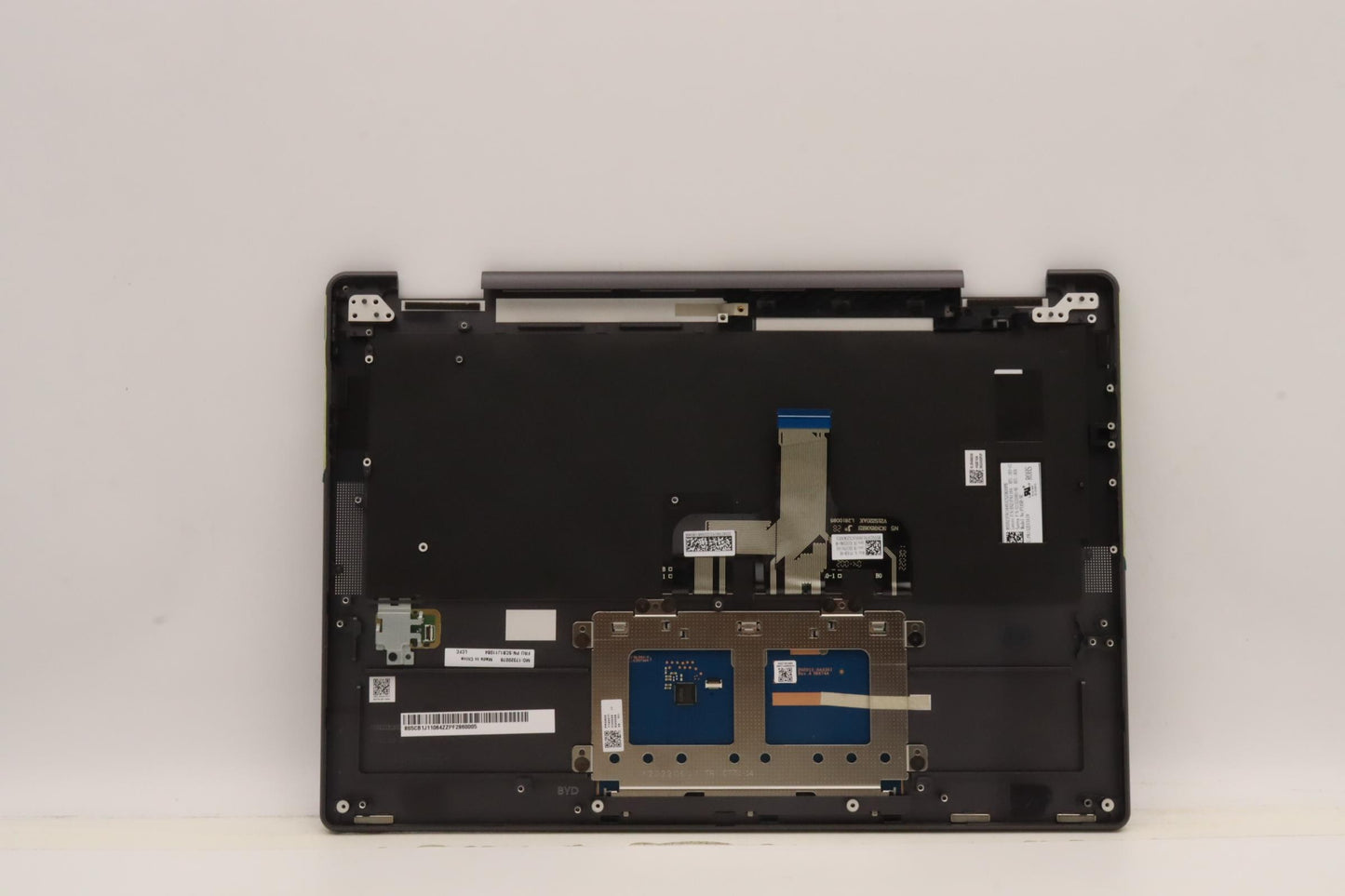 Lenovo Cover Upper Case Asmnordic L82 - 5CB1J11064